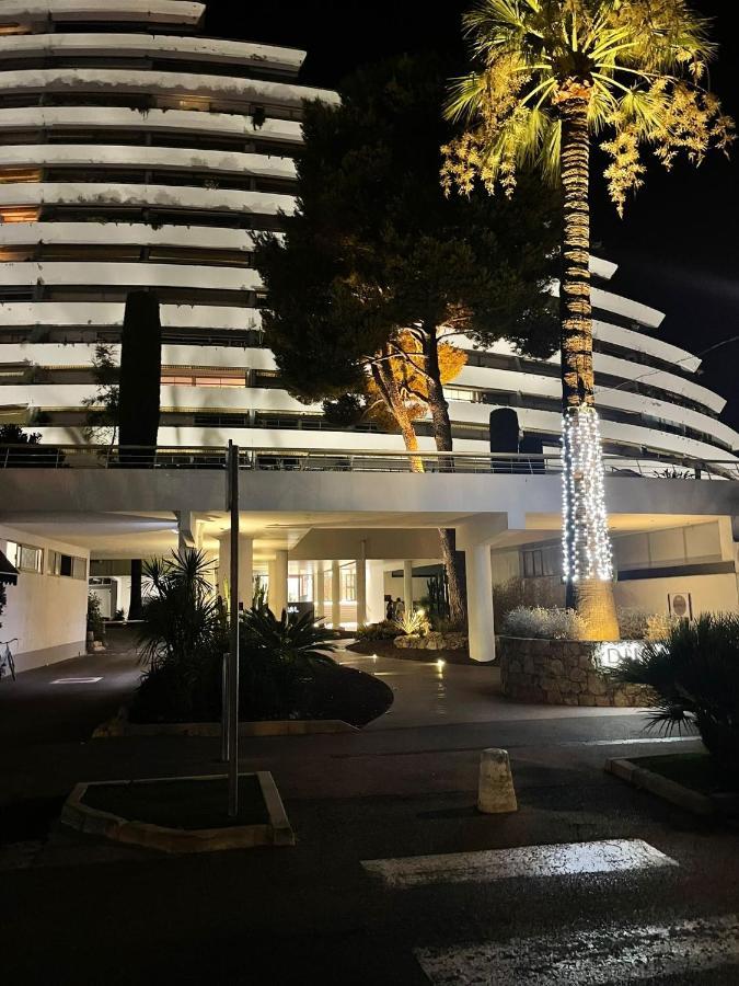 Studio Dsok Marina Apartment Villeneuve-Loubet Luaran gambar